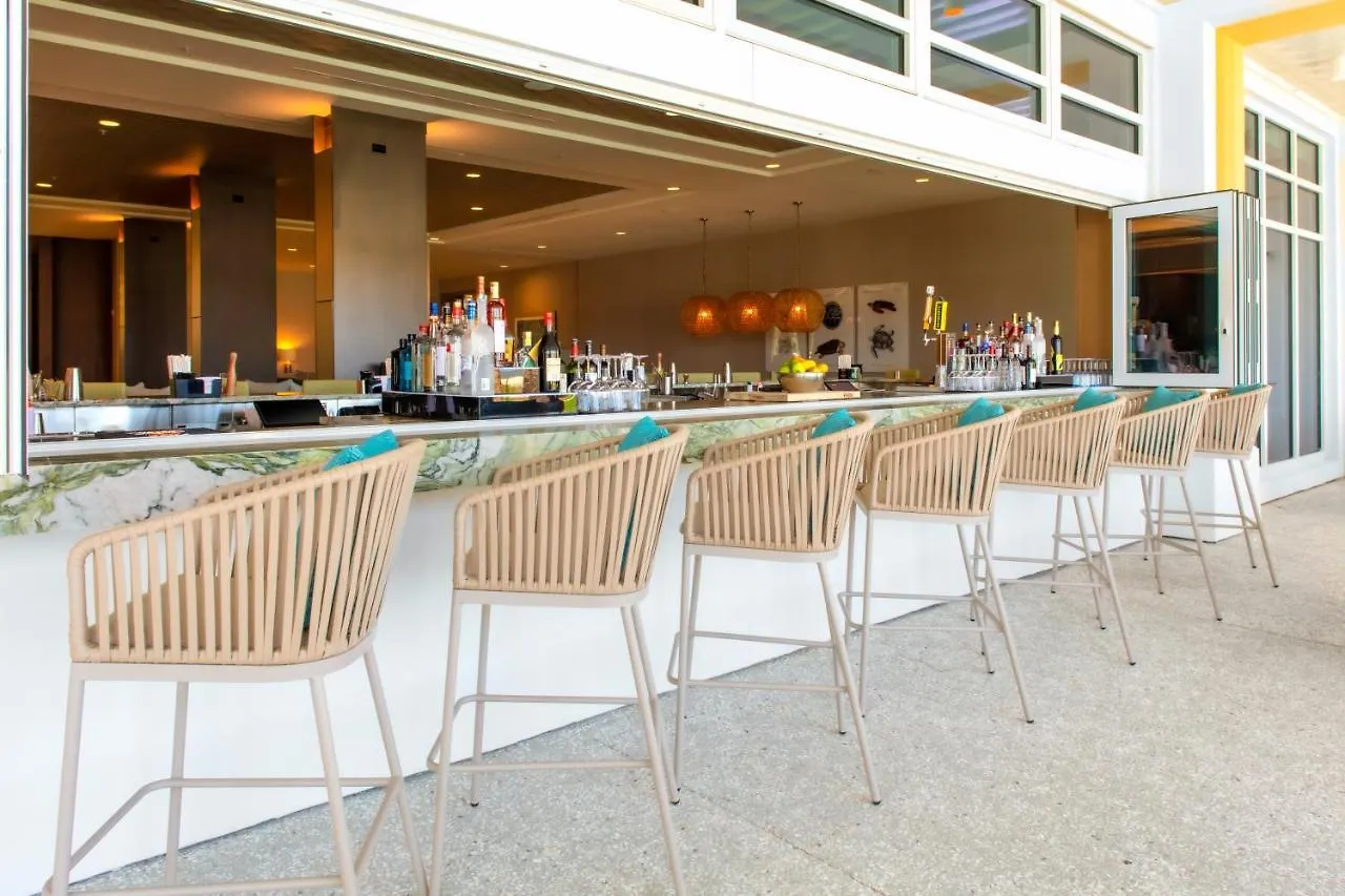 Courtyard By Marriott Hotel