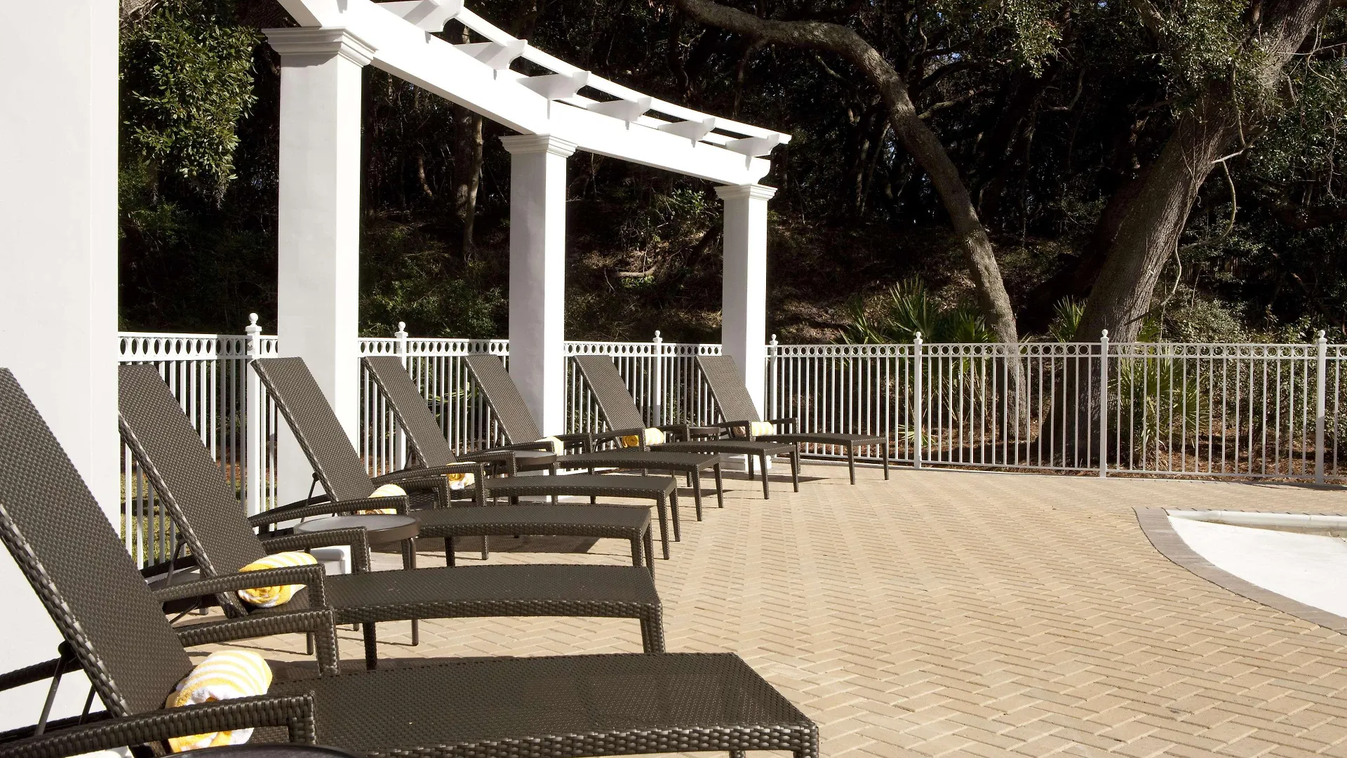 Hotel Hampton & 3*