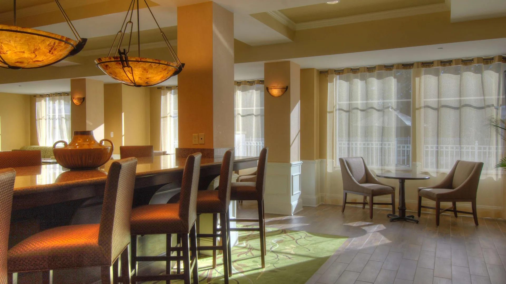 Hotel Hampton & 3*