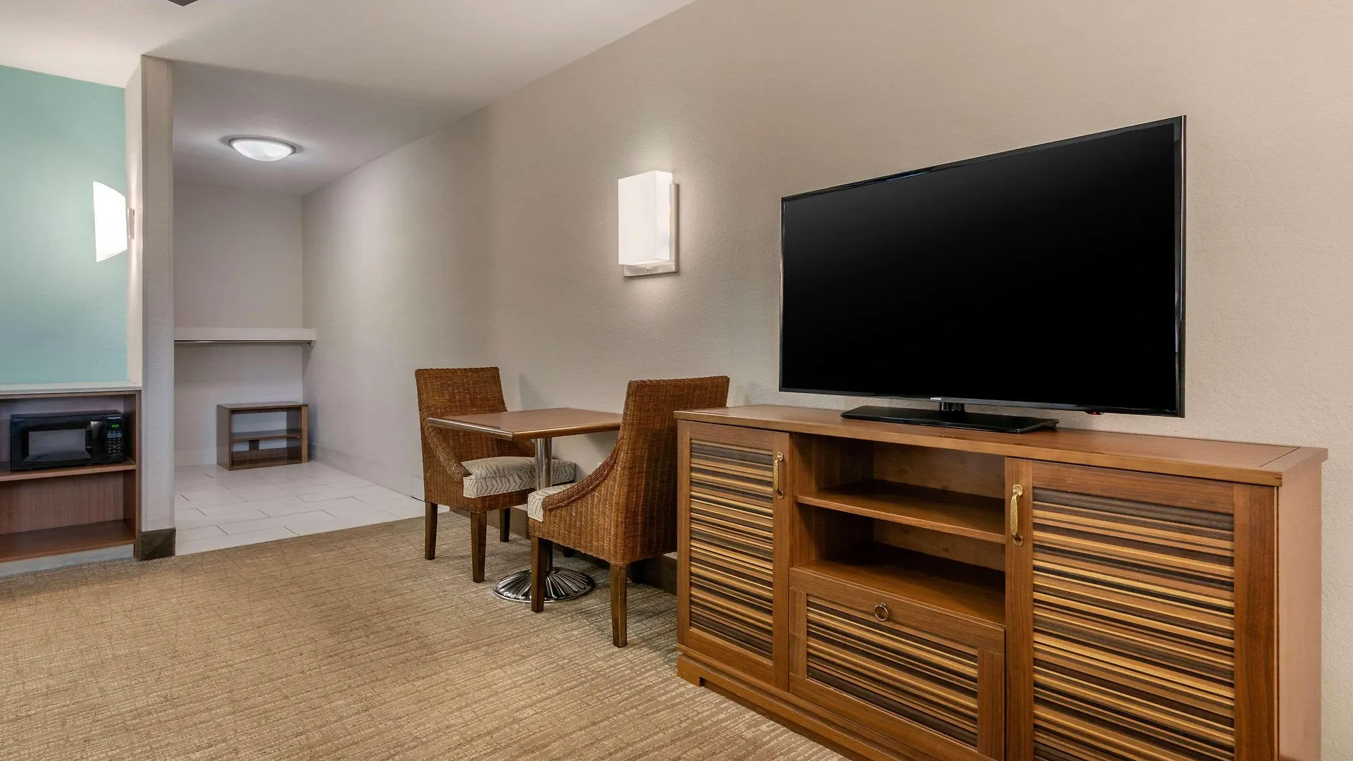 Seafarer & Suites, Ascend Collection 2*