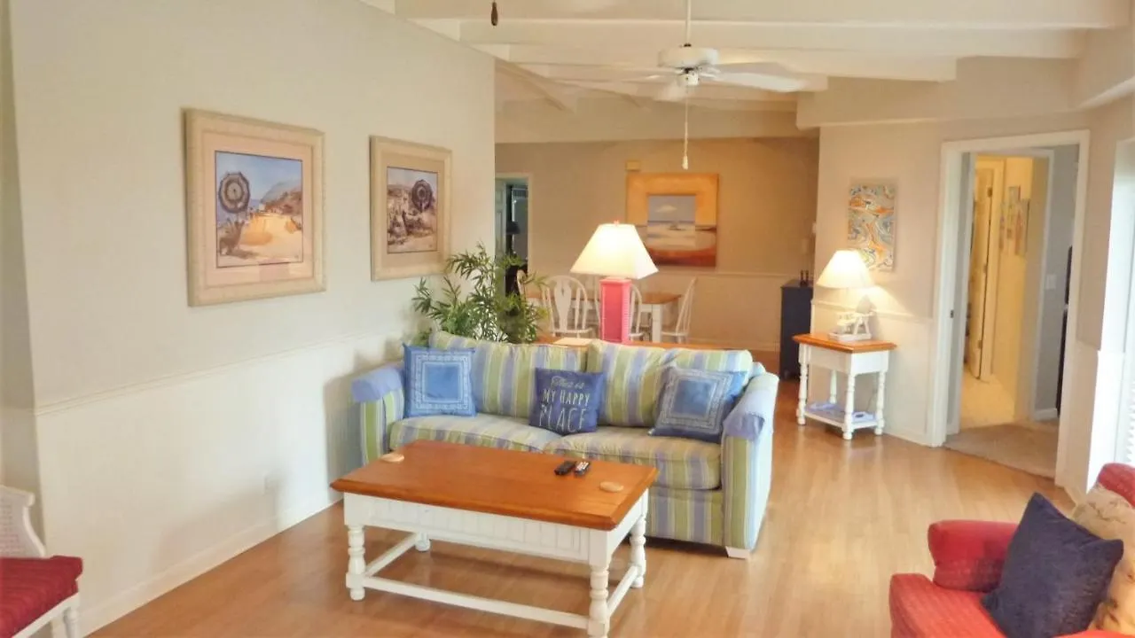 Apartment Guiding Light Unit C - Groundfloor Apts