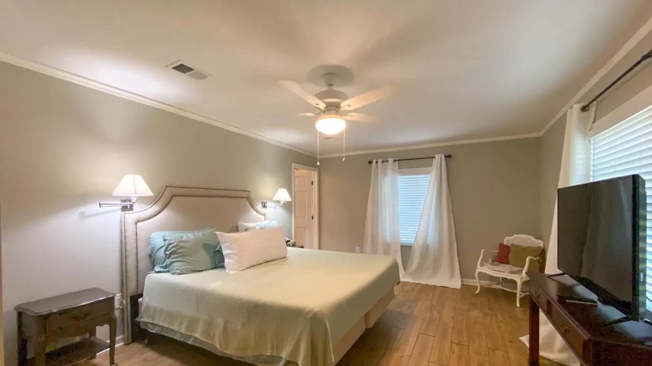 Sandy Feet Retreat Holiday home
