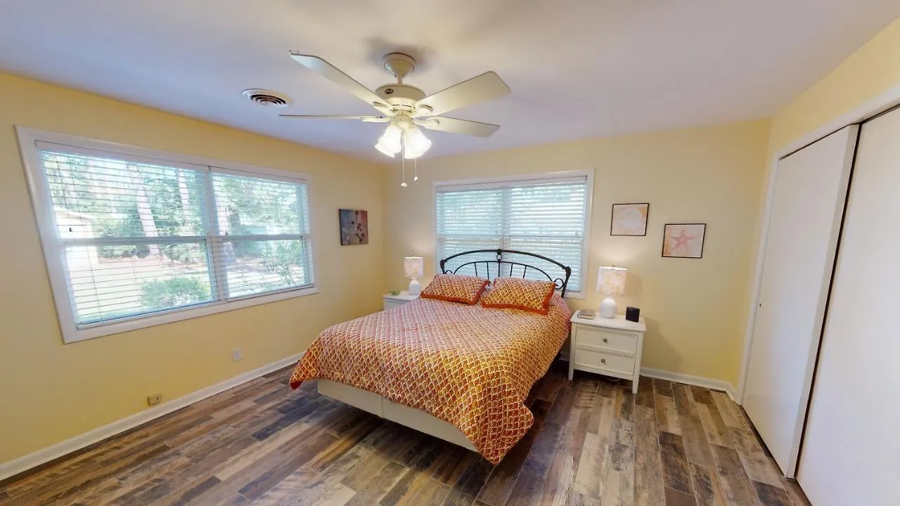 Holiday home Mellow Yellow Jekyll Island