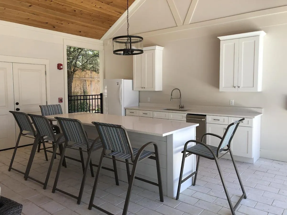 Holiday home Latitude Adjustment Ocean Oaks