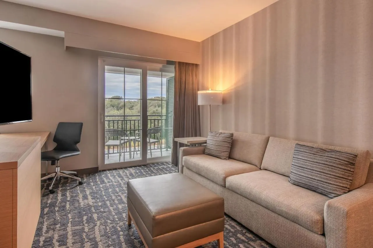 By Marriott Ostrov Jekyll