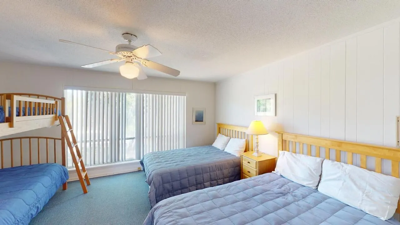 Atlantic Tabby Holiday home