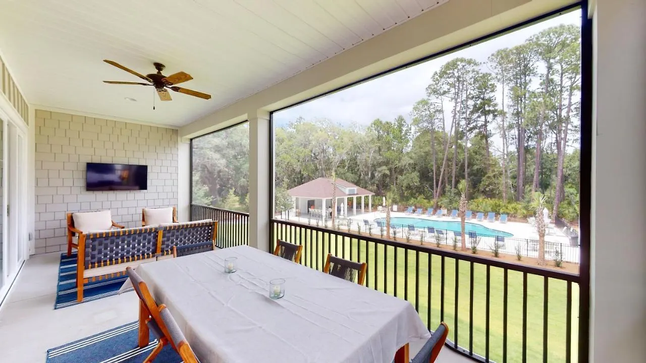 The Moorings Poolside Townhouse * Jekyll Island