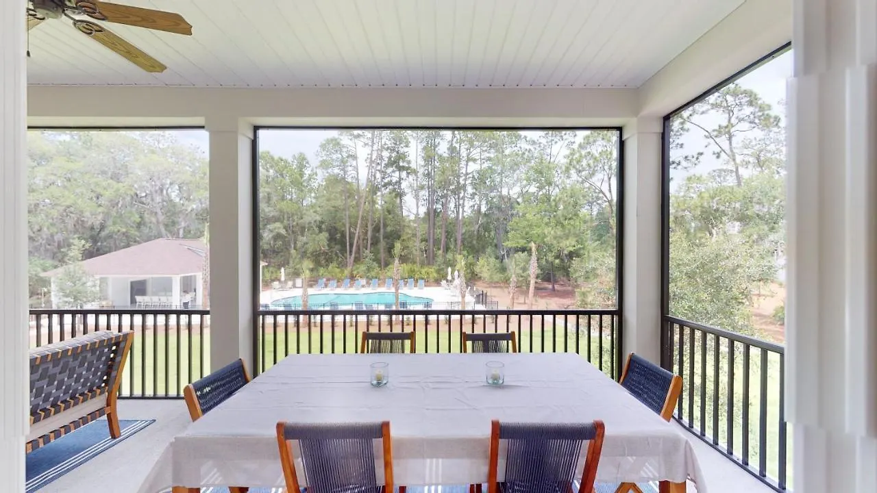 Holiday home The Moorings Poolside Townhouse *