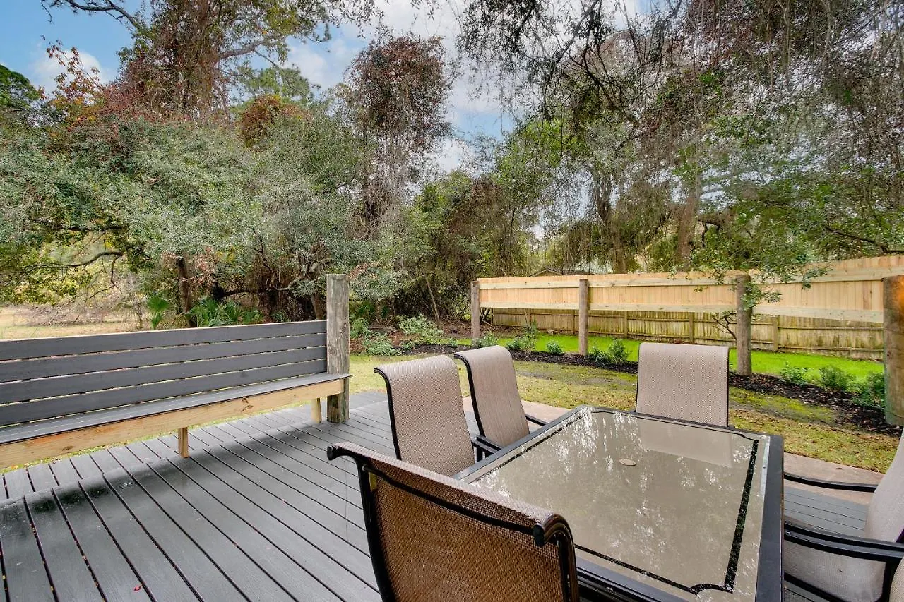Bright With Deck Less Than 1 Mi To Σπίτι διακοπών