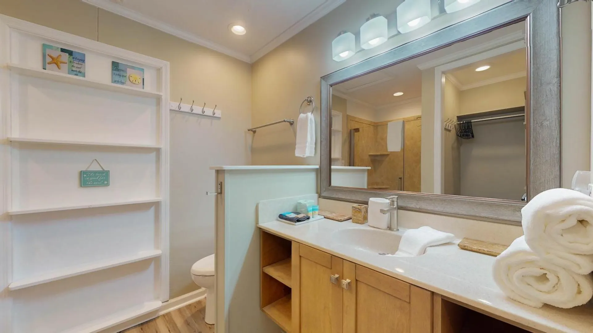 Apartment Beachy Sisters A Duplex *