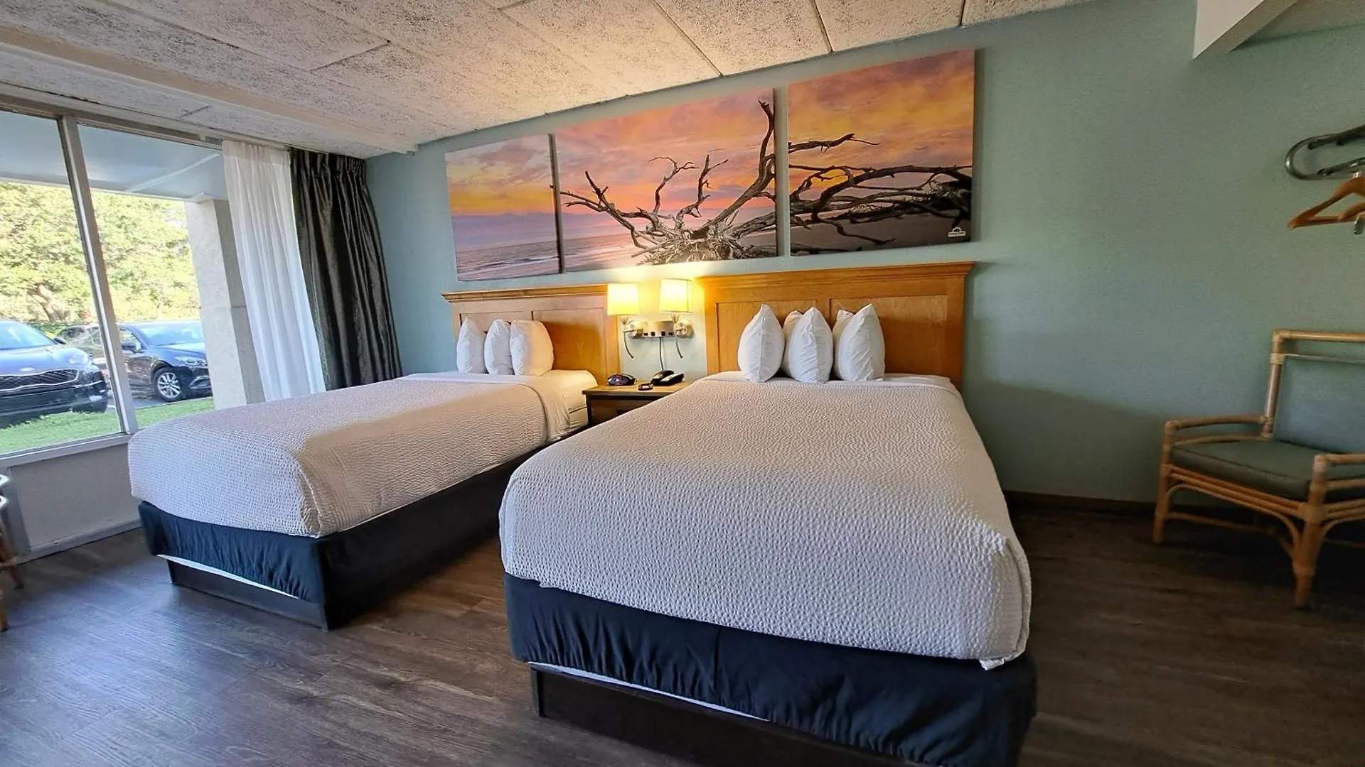Hotel Days & By Wyndham 3*