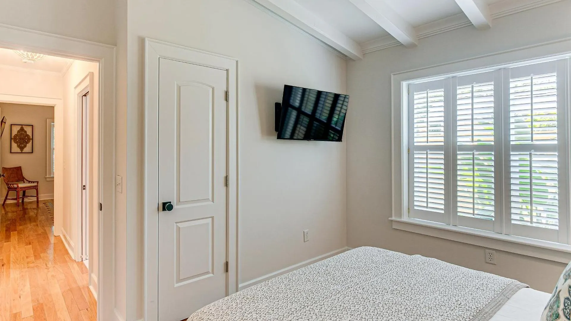 Spacious Steps To The Ocean! بيت للعطل *