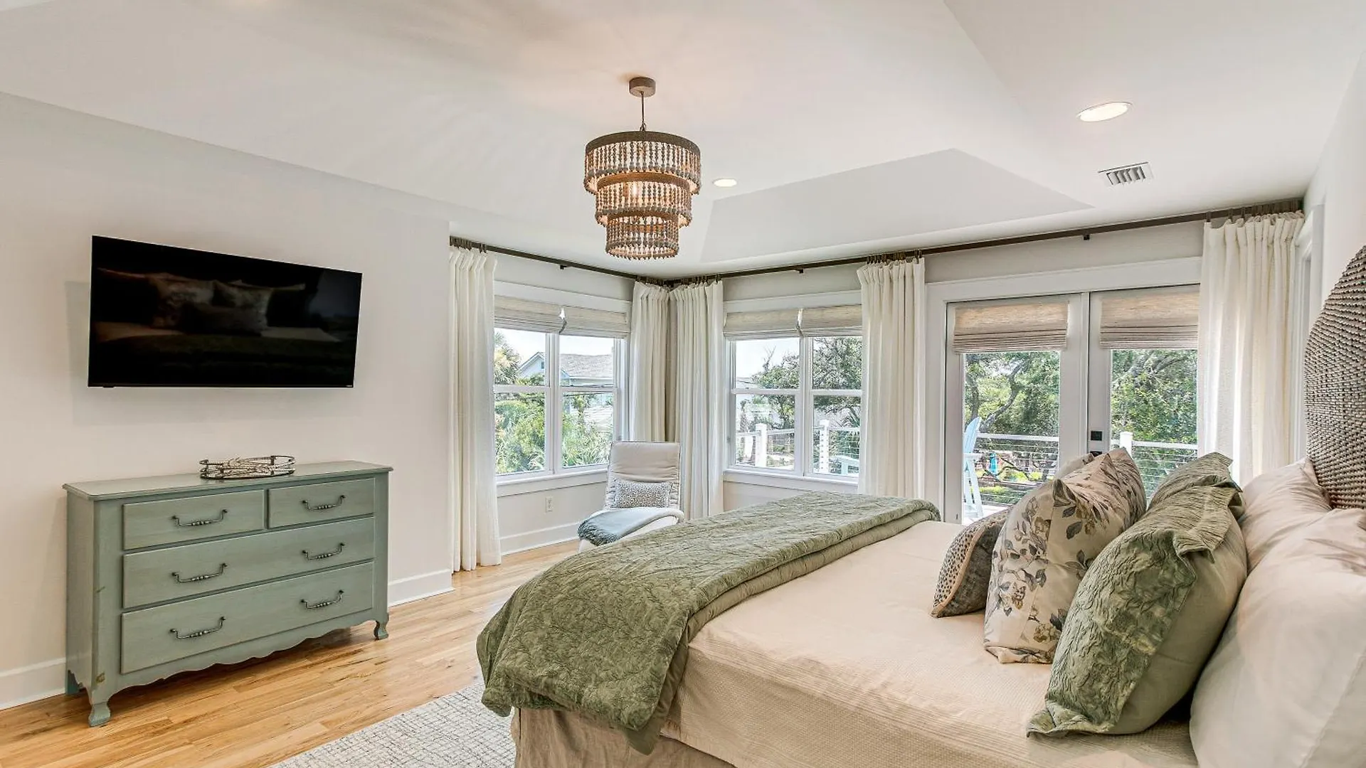 Spacious Steps To The Ocean! جزيرة جيكل