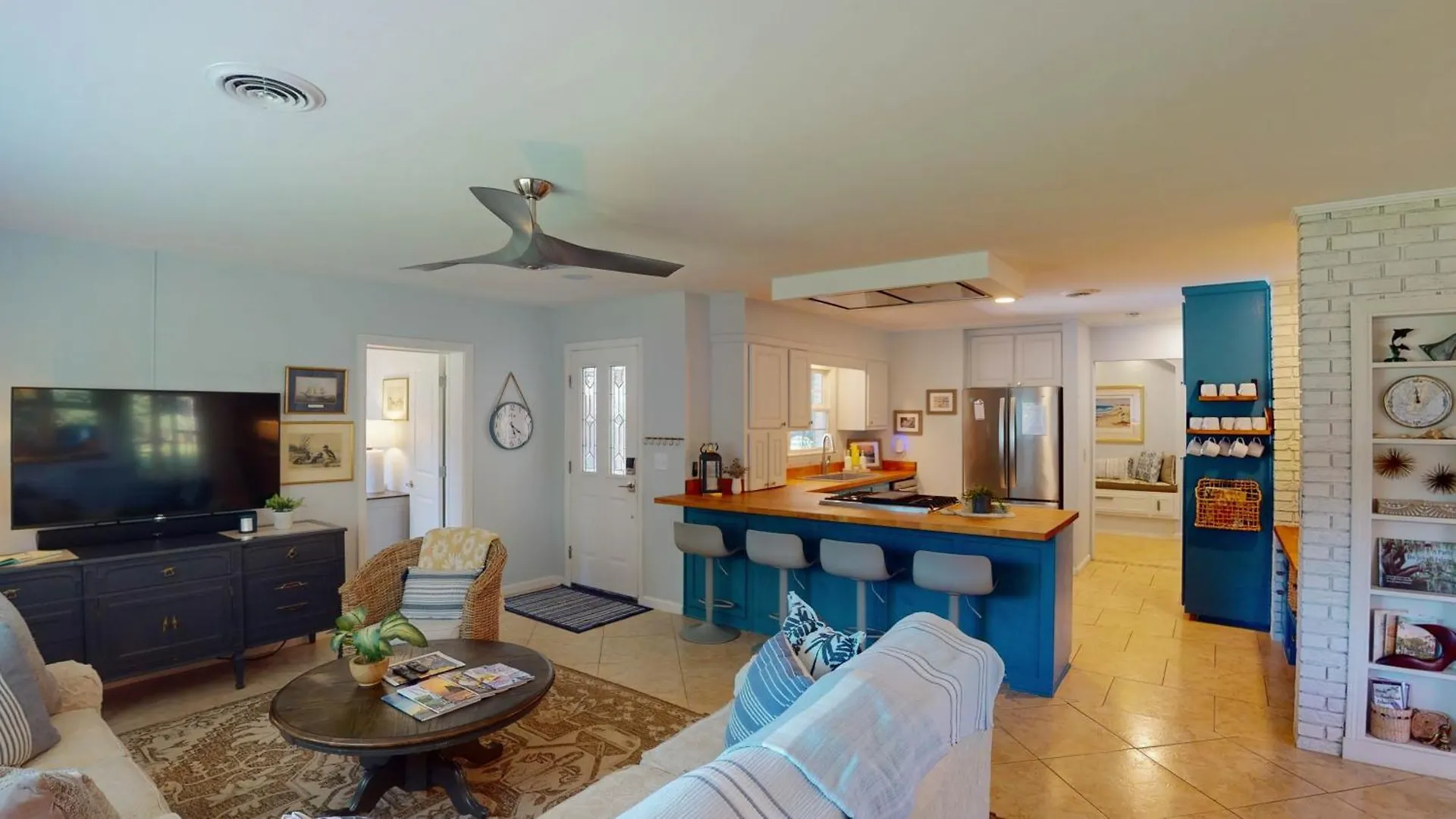 10 Tyler - 4-bedroom Home