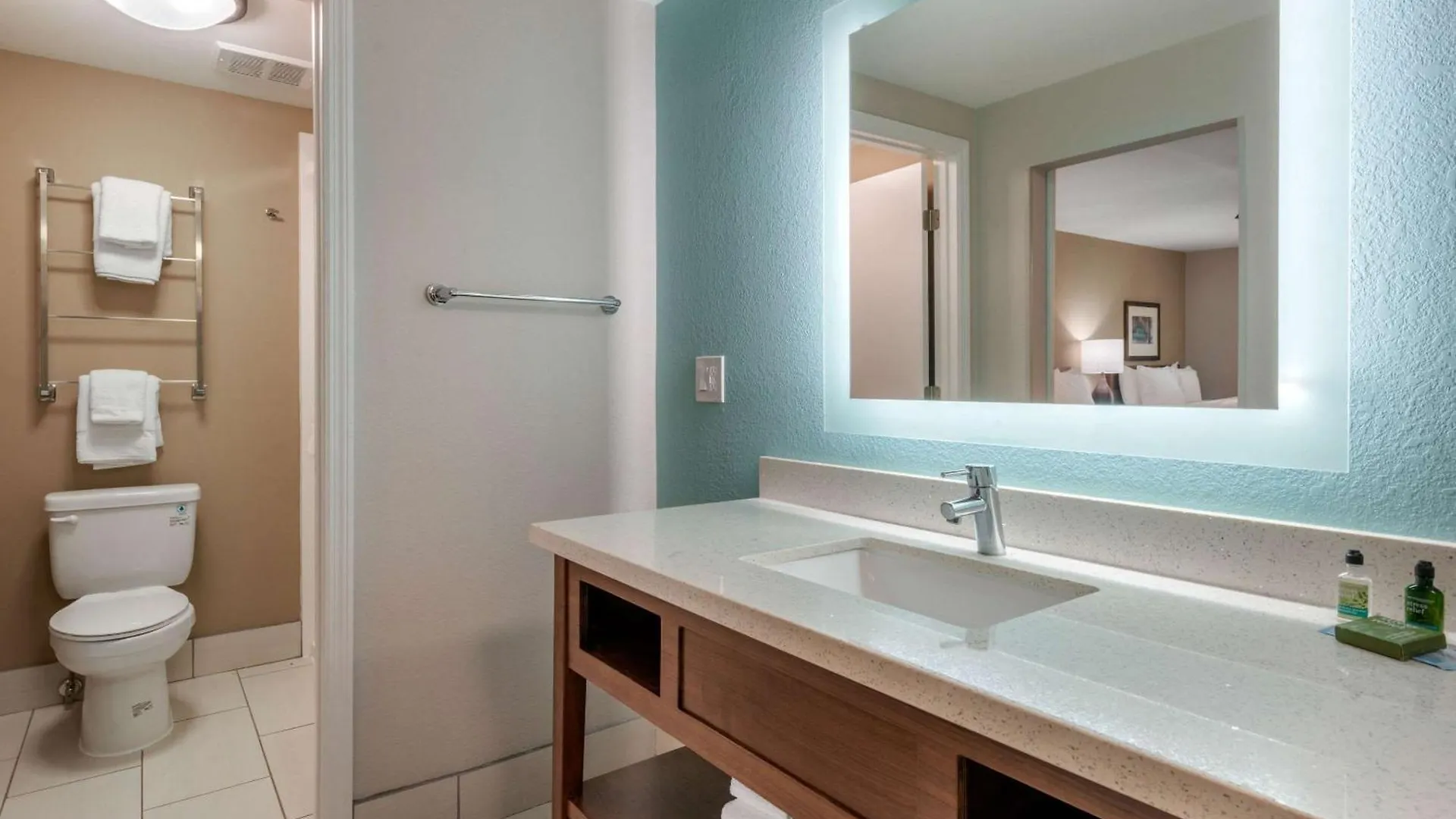 Seafarer & Suites, Ascend Collection