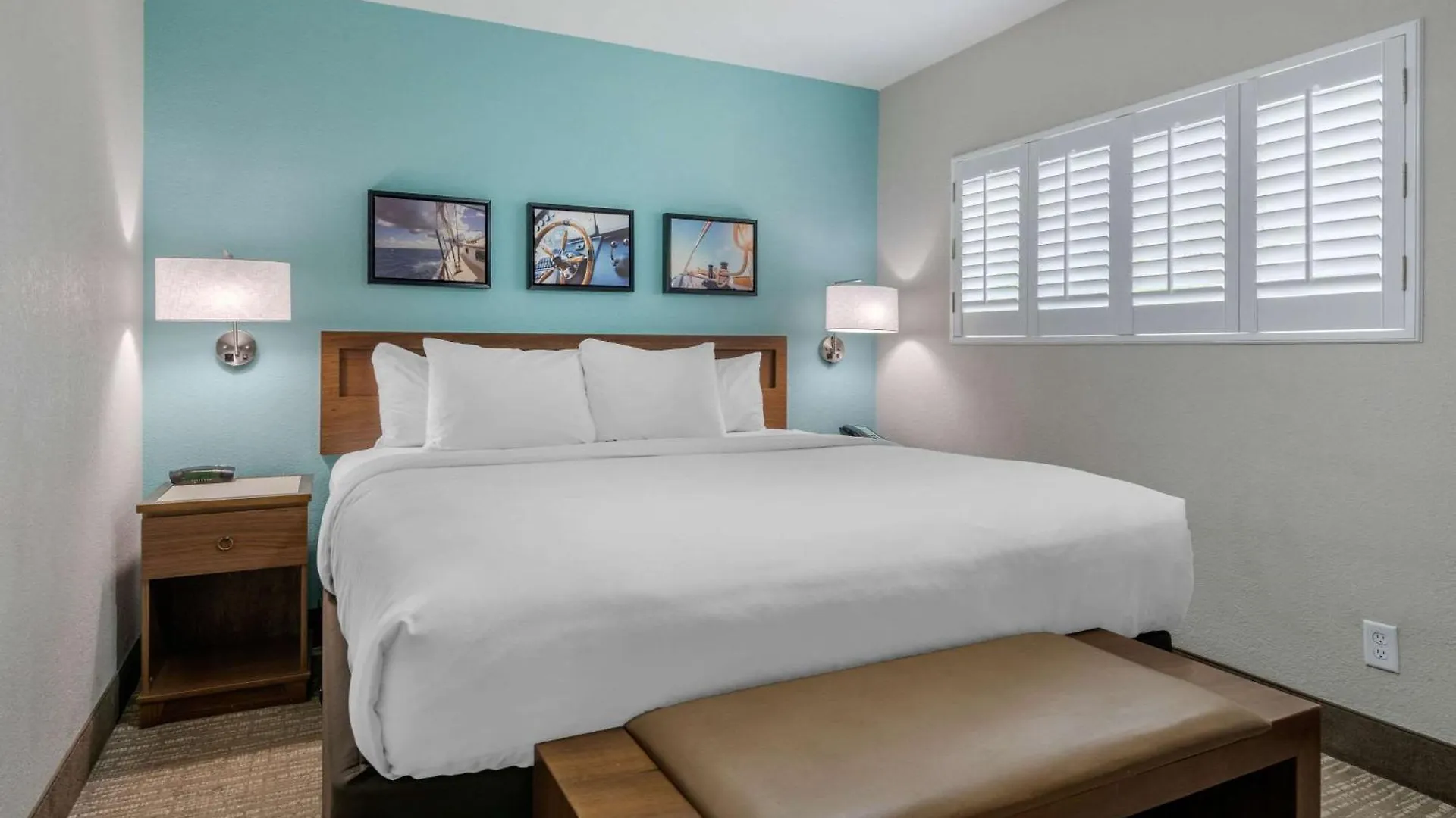 Seafarer & Suites, Ascend Collection 2*