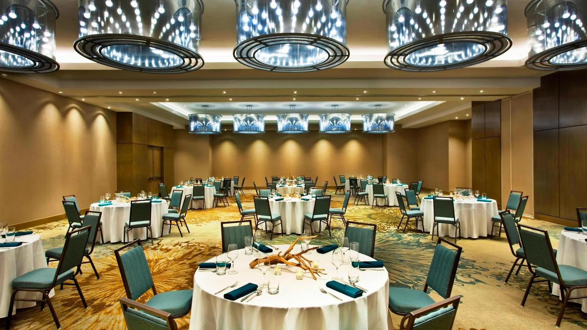 The Westin 4* Ostrov Jekyll