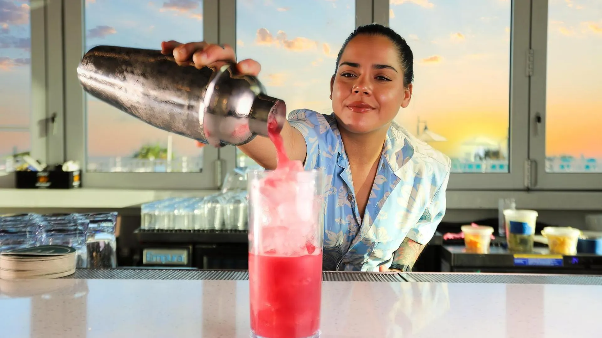 By Ihg