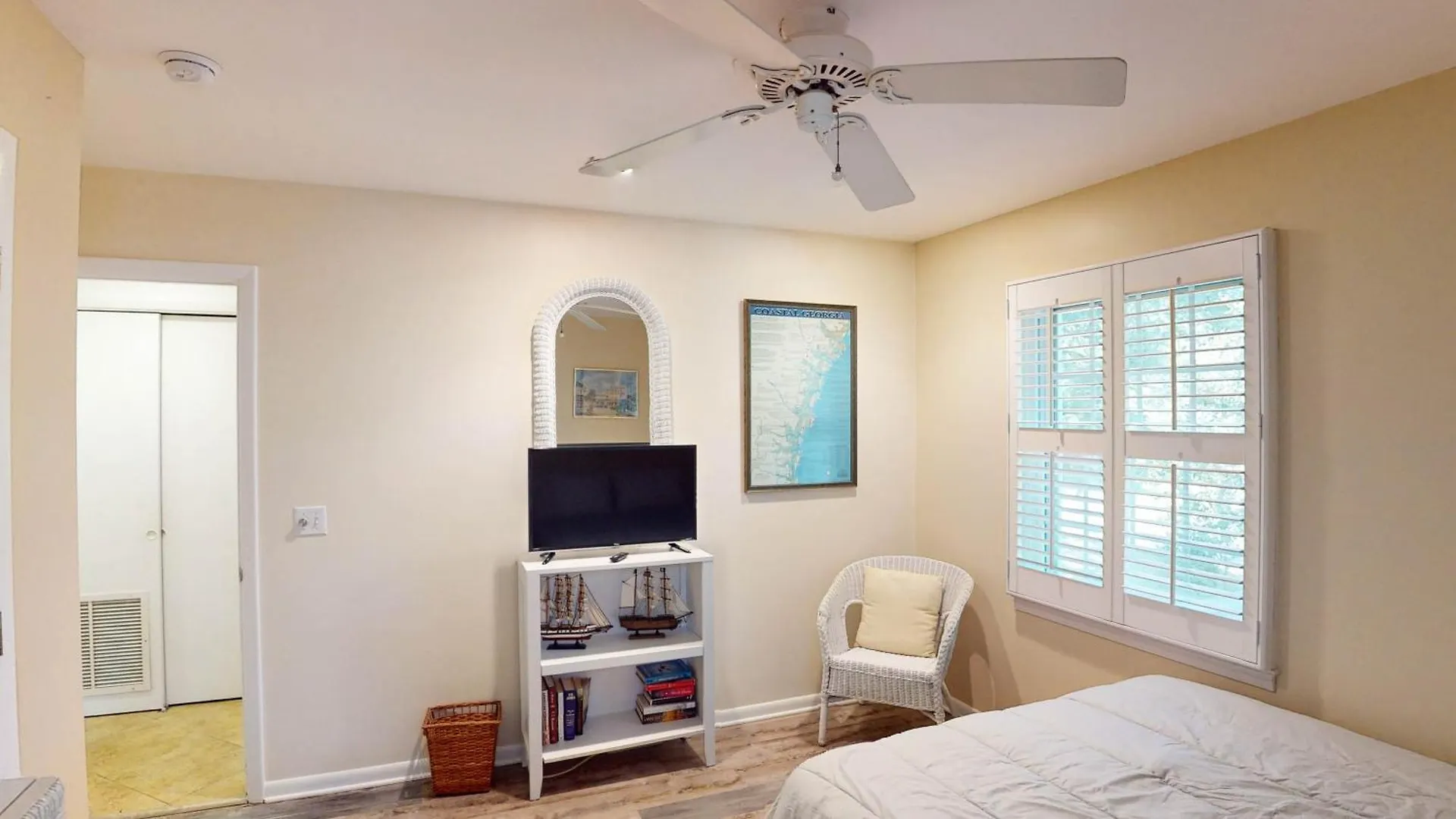 Beachbreak Apts Apartment