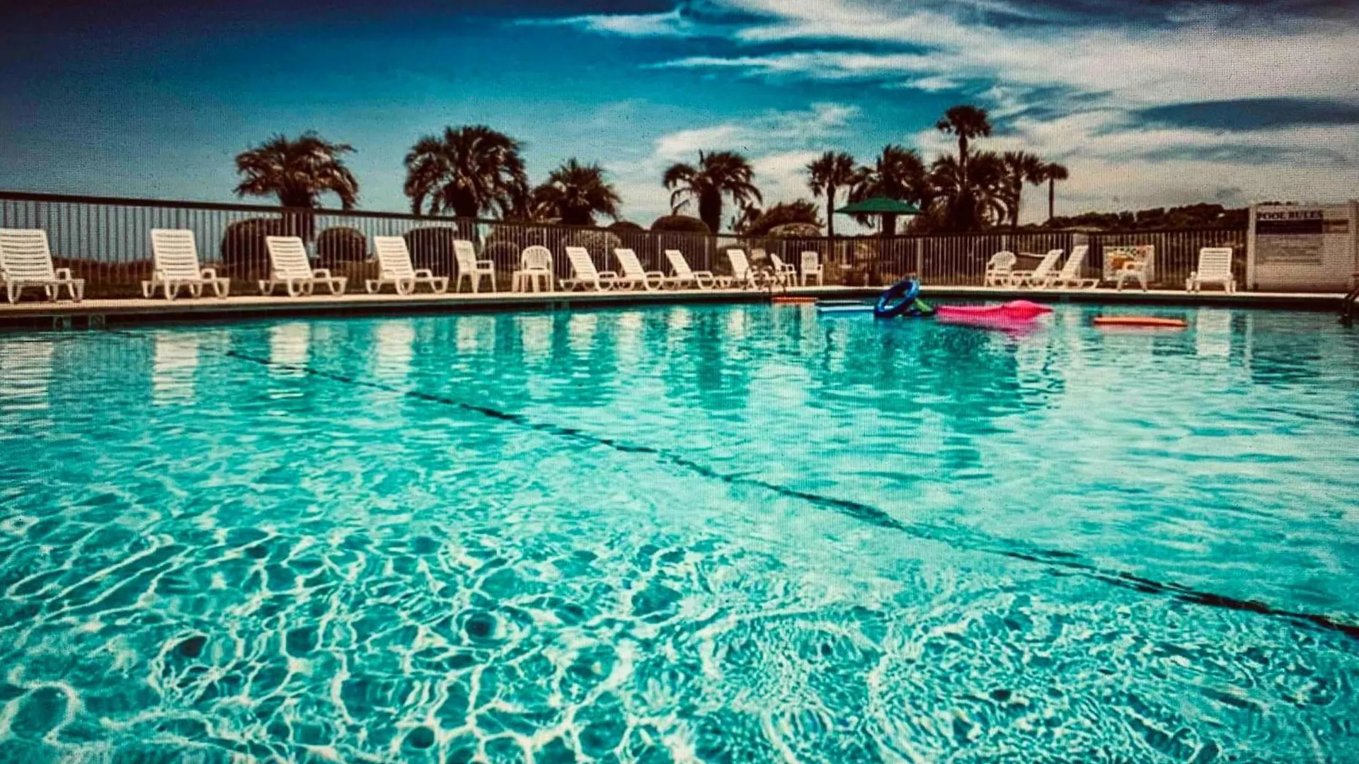 Holiday home Sandytoes B Bikes Pool & Fun *