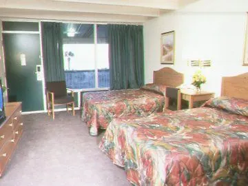 Days & By Wyndham Hotel Jekyll Island