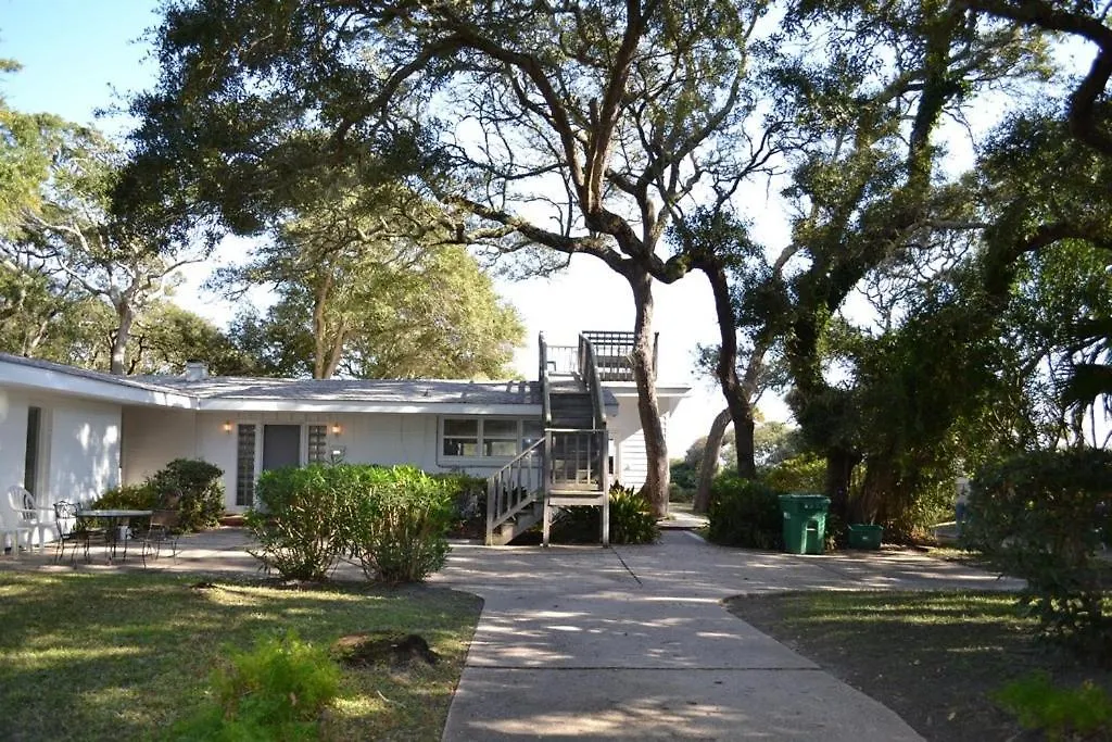 Apartment By The Sea - Unit A Duplex Jekyll Island
