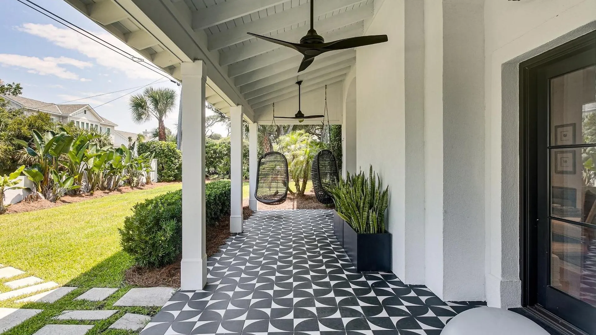 Holiday home Spacious Steps To The Ocean! Jekyll Island
